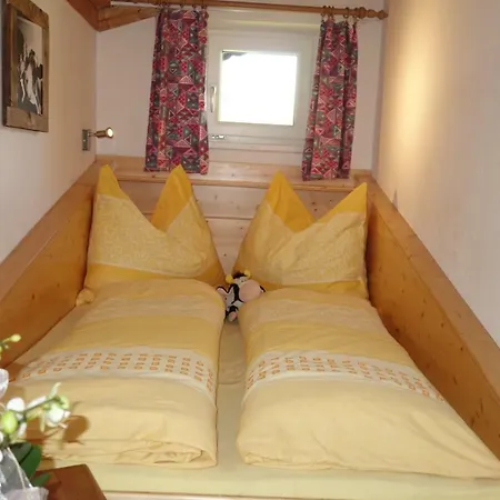 Sauschneiderhof Apartment *