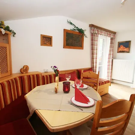 Sauschneiderhof Apartment *
